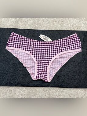 NWT Victoria’s Secret Pink Houndstooth Ruched Back Low Rise Hiphugger Panties XS